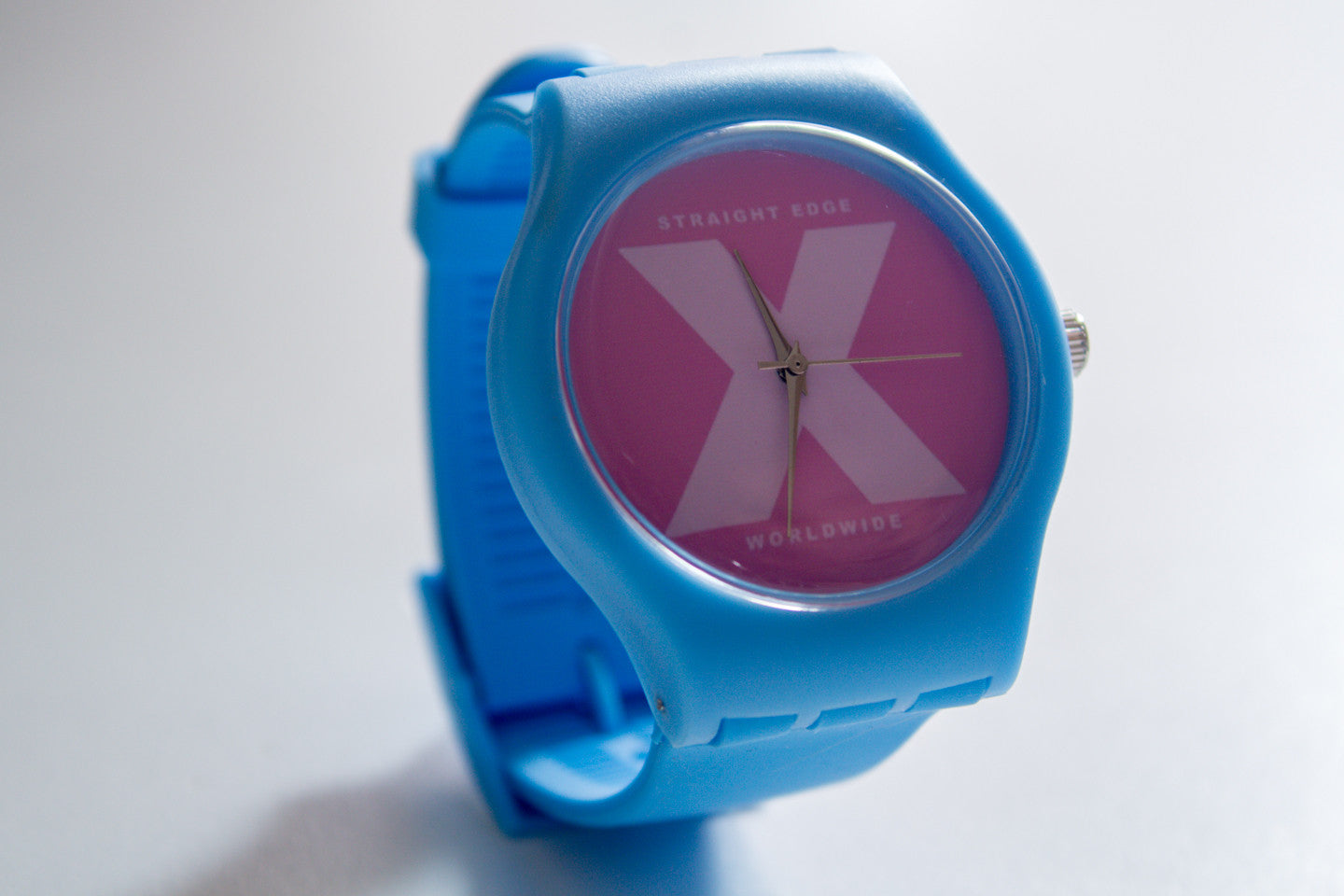 The xWATCHx in Blue