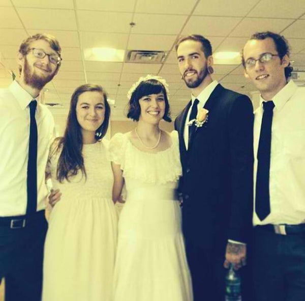 [AUDIO] The Mailboxes: Red Flags; Logan Ivey of Oration gets married