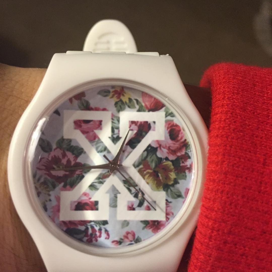 Apple Watch Wallpaper Fitbit Watch Wallpaper Boho Floral Watch Face Design  Digital Download Smart Watch Wallpaper Spring Inspired - Etsy Canada |  Apple watch wallpaper, Watch wallpaper, Apple watch faces
